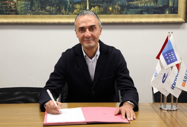 Türk Telekom'un yeni Baş Antrenörü Hakan Demir gorseli